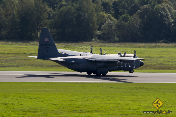 Lockheed C-130H Hercules (L-382)